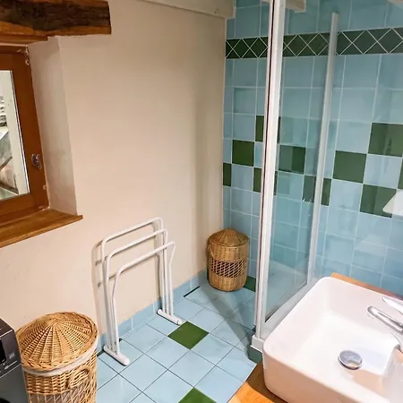 Charmante A Avec Piscine Privee *